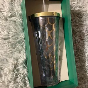 🧜‍♀️ Starbucks Tumbler 🧜‍♀️